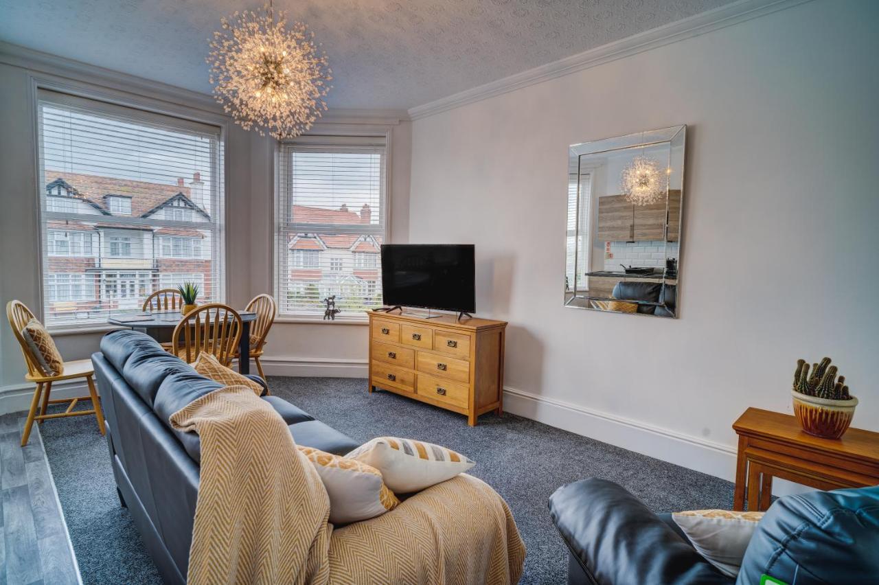 Beachmount Holiday Apartments Colwyn Bay Zewnętrze zdjęcie