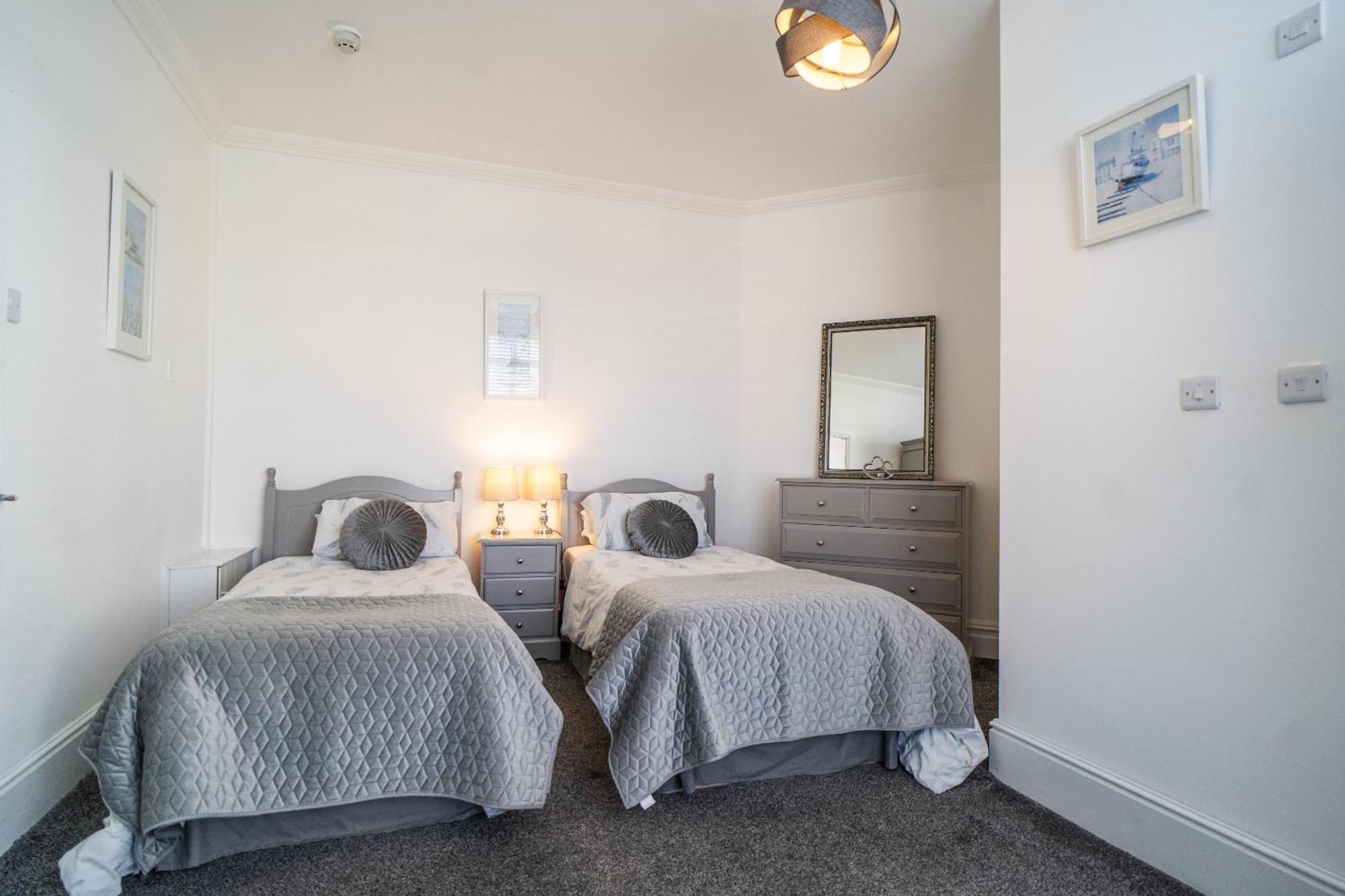 Beachmount Holiday Apartments Colwyn Bay Zewnętrze zdjęcie